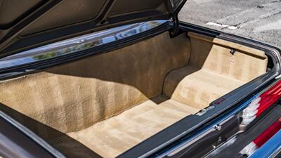 1988 Mercedes-Benz 560 SL   - Photo 29 - Boca Raton, FL 33432