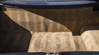 1988 Mercedes-Benz 560 SL   - Photo 28 - Boca Raton, FL 33432