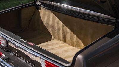 1988 Mercedes-Benz 560 SL   - Photo 30 - Boca Raton, FL 33432