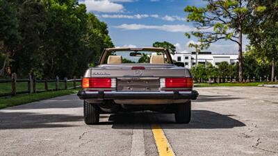 1988 Mercedes-Benz 560 SL   - Photo 11 - Boca Raton, FL 33432
