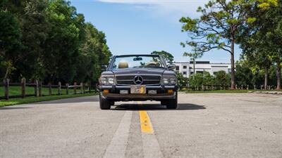 1988 Mercedes-Benz 560 SL   - Photo 3 - Boca Raton, FL 33432