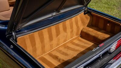 1986 Mercedes-Benz 560 SL   - Photo 34 - Boca Raton, FL 33432