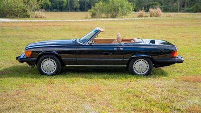 1986 Mercedes-Benz 560 SL   - Photo 10 - Boca Raton, FL 33432