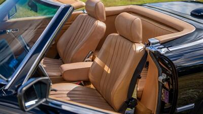 1986 Mercedes-Benz 560 SL   - Photo 29 - Boca Raton, FL 33432