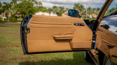 1986 Mercedes-Benz 560 SL   - Photo 28 - Boca Raton, FL 33432