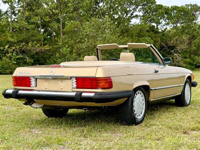 1988 Mercedes-Benz 560 SL   - Photo 11 - Boca Raton, FL 33432