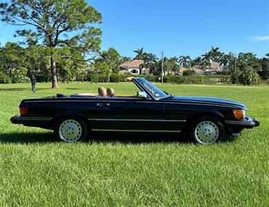 1987 Mercedes-Benz 560 SL   - Photo 2 - Boca Raton, FL 33432