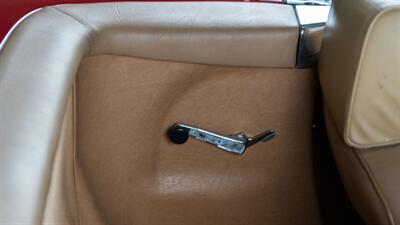 1987 Mercedes-Benz 560 SL   - Photo 52 - Boca Raton, FL 33432