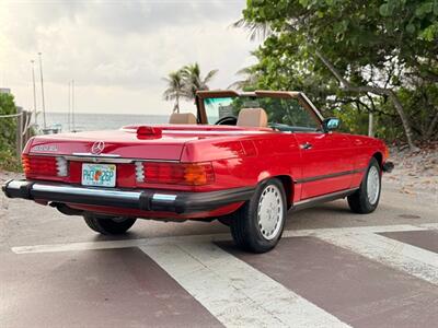 1987 Mercedes-Benz 560 SL   - Photo 2 - Boca Raton, FL 33432