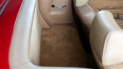 1987 Mercedes-Benz 560 SL   - Photo 51 - Boca Raton, FL 33432