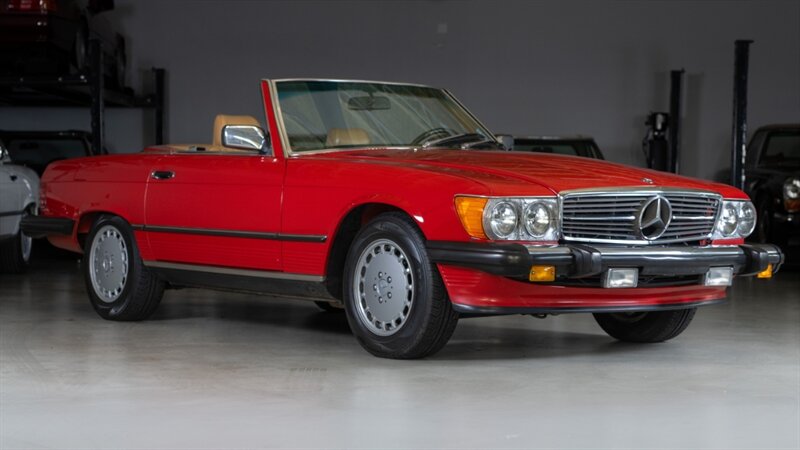 1987 Mercedes-Benz 560 SL  