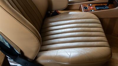 1987 Mercedes-Benz 560 SL   - Photo 58 - Boca Raton, FL 33432