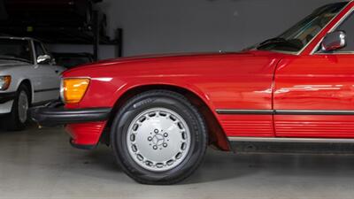 1987 Mercedes-Benz 560 SL   - Photo 27 - Boca Raton, FL 33432