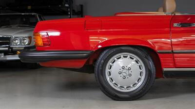 1987 Mercedes-Benz 560 SL   - Photo 11 - Boca Raton, FL 33432