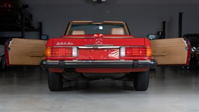 1987 Mercedes-Benz 560 SL   - Photo 32 - Boca Raton, FL 33432