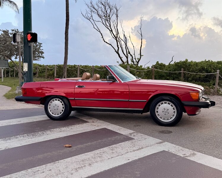 1987 Mercedes-Benz 560 SL - Photo 1 - Boca Raton, FL 33432