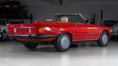 1987 Mercedes-Benz 560 SL   - Photo 13 - Boca Raton, FL 33432