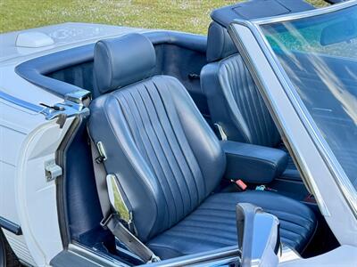 1987 Mercedes-Benz 560 SL   - Photo 31 - Boca Raton, FL 33432