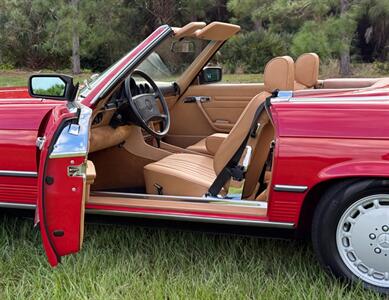 1988 Mercedes-Benz 560 SL   - Photo 14 - Boca Raton, FL 33432