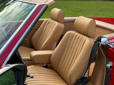 1988 Mercedes-Benz 560 SL   - Photo 20 - Boca Raton, FL 33432
