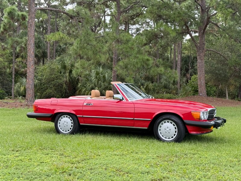 1988 Mercedes-Benz 560 SL   - Photo 1 - Boca Raton, FL 33432