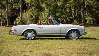 1969 Mercedes Benz 280SL SL   - Photo 12 - Boca Raton, FL 33432