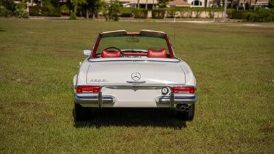 1969 Mercedes Benz 280SL SL   - Photo 8 - Boca Raton, FL 33432