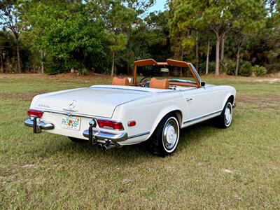 1969 Mercedes Benz 280SL SL   - Photo 14 - Boca Raton, FL 33432