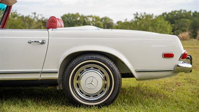 1969 Mercedes Benz 280SL SL   - Photo 28 - Boca Raton, FL 33432