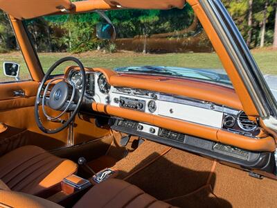 1969 Mercedes Benz 280SL SL   - Photo 30 - Boca Raton, FL 33432