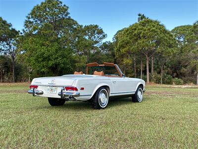 1969 Mercedes Benz 280SL SL   - Photo 13 - Boca Raton, FL 33432
