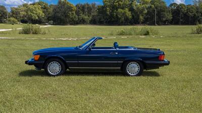 1988 Mercedes-Benz 560 SL   - Photo 9 - Boca Raton, FL 33432