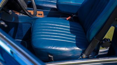 1988 Mercedes-Benz 560 SL   - Photo 26 - Boca Raton, FL 33432