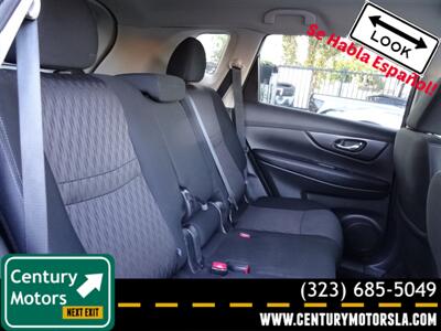 2020 Nissan Rogue SV   - Photo 14 - Los Angeles, CA 90033