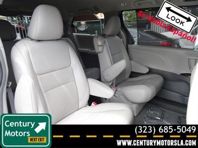 2015 Toyota Sienna XLE 8-Passenger   - Photo 13 - Los Angeles, CA 90033