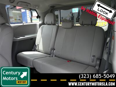 2015 Toyota Sienna XLE 8-Passenger   - Photo 11 - Los Angeles, CA 90033