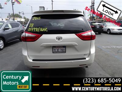 2015 Toyota Sienna XLE 8-Passenger   - Photo 6 - Los Angeles, CA 90033