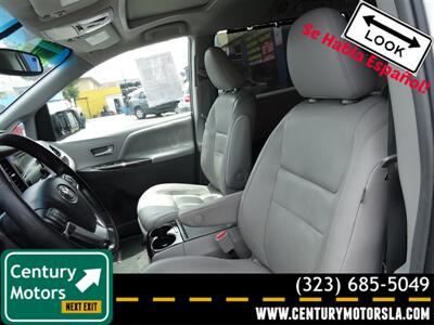 2015 Toyota Sienna XLE 8-Passenger   - Photo 9 - Los Angeles, CA 90033