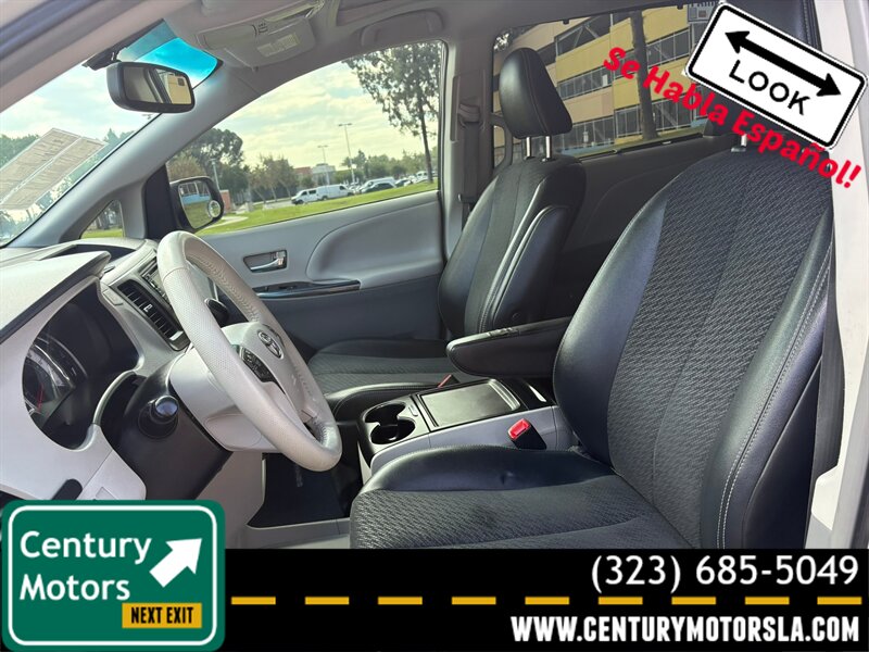2013 Toyota Sienna SE 8-Passenger   - Photo 9 - Los Angeles, CA 90022