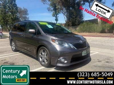 2014 Toyota Sienna SE 8-Passenger Minivan