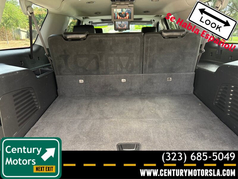 2016 GMC Yukon XL Denali   - Photo 19 - Los Angeles, CA 90022