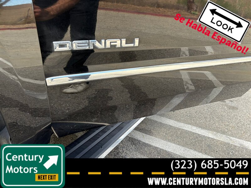 2016 GMC Yukon XL Denali   - Photo 10 - Los Angeles, CA 90022