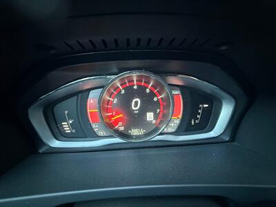 2015 Volvo S60 T6 R-Design Platinum - Photo 21 - Portland, OR 97202