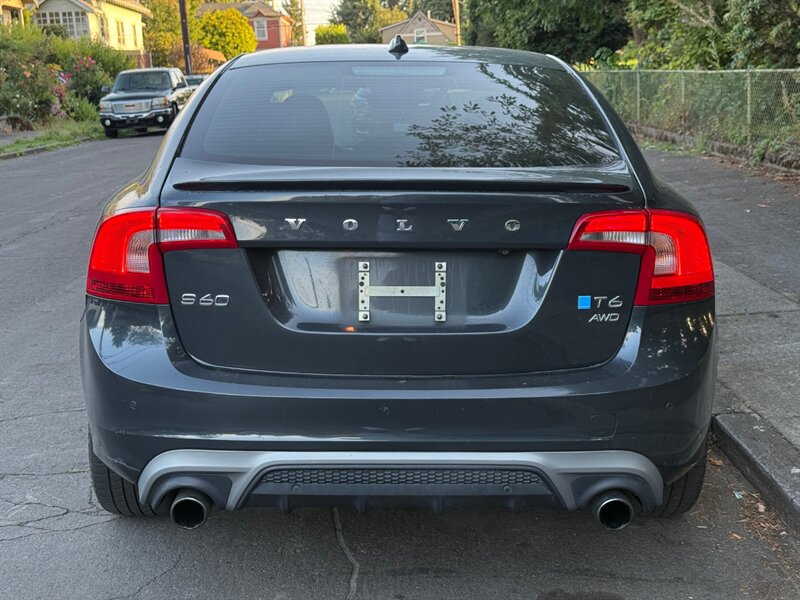 2015 Volvo S60 T6 R-Design Platinum - Photo 5 - Portland, OR 97202
