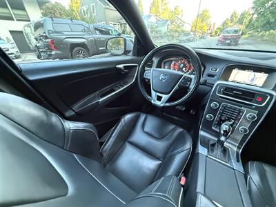 2015 Volvo S60 T6 R-Design Platinum - Photo 19 - Portland, OR 97202