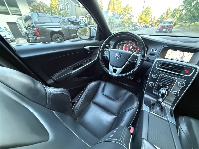 2015 Volvo S60 T6 R-Design Platinum - Photo 19 - Portland, OR 97202