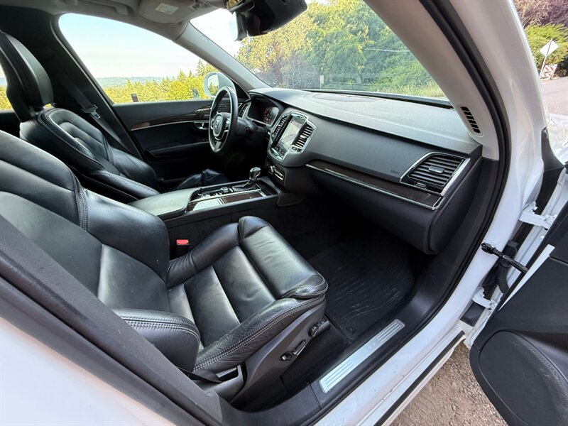 2018 Volvo XC90 T6 Momentum - Photo 10 - Portland, OR 97202