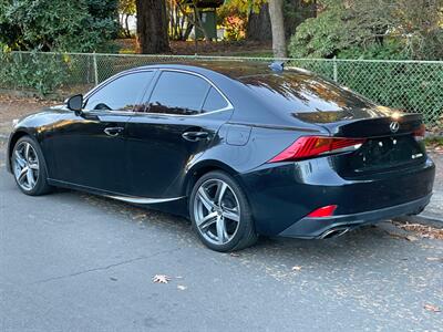 2018 Lexus IS 300   - Photo 3 - Portland, OR 97202