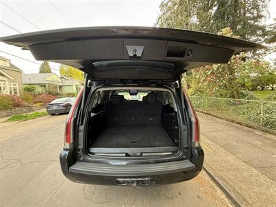 2018 Cadillac Escalade ESV Premium Luxury   - Photo 18 - Portland, OR 97202