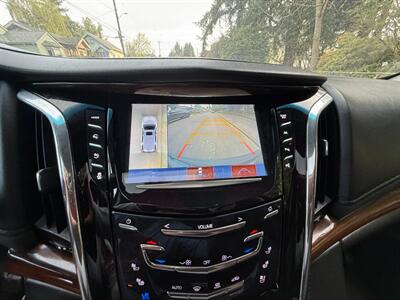 2018 Cadillac Escalade ESV Premium Luxury   - Photo 26 - Portland, OR 97202